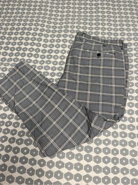 jf j.ferrar Gray Windowpane Plaid Men's Dress Pants